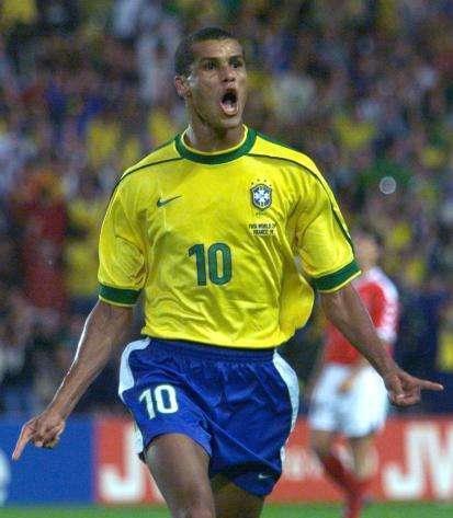 曼在欧冠中 曼在欧冠中